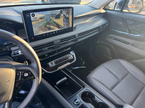 2023 Lincoln Corsair Standard