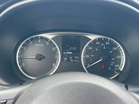 2023 Nissan Kicks S