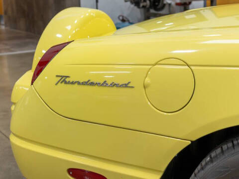 2002 Ford Thunderbird Deluxe