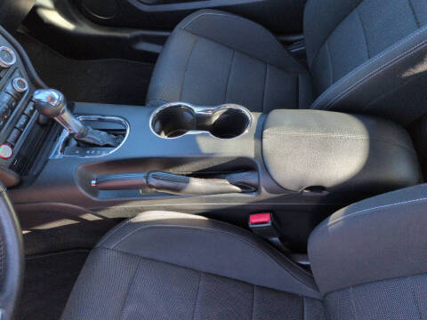 2015 Ford Mustang V6