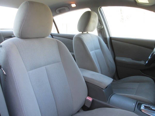 2012 Nissan Altima S - Photo 29