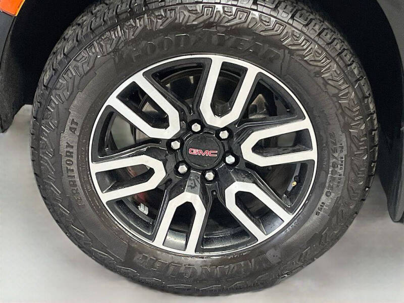 2024 GMC Yukon XL AT4