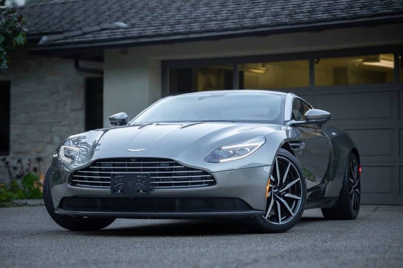 2018 Aston Martin DB11 Base photo 53