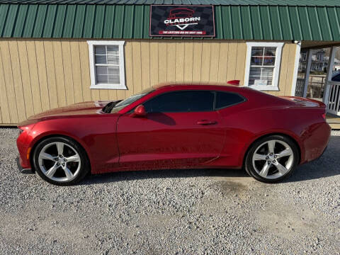 2017 Chevrolet Camaro for sale at Claborn Motors, INC in Cambridge City IN