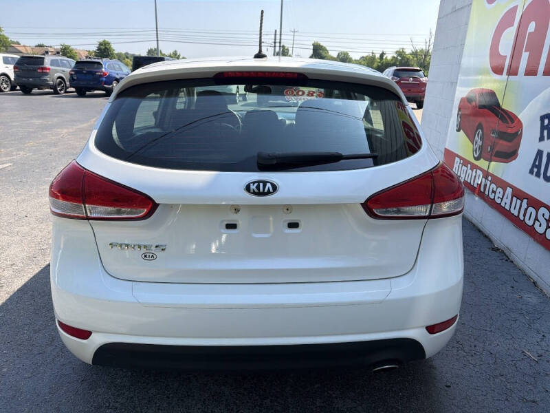 2016 Kia Forte5 LX