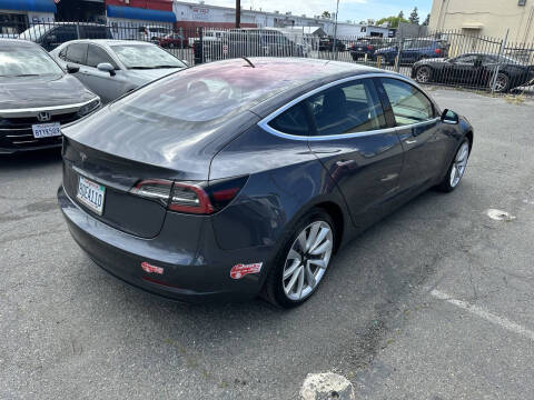 2018 Tesla Model 3 Long Range