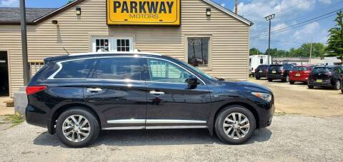 2015 Infiniti QX60 for sale at Parkway Motors in Springfield IL
