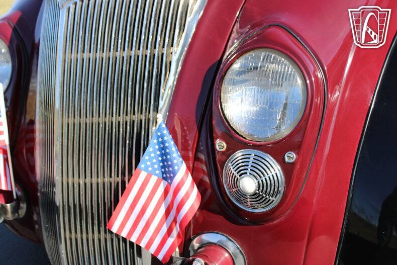1936 Chrysler Airflow