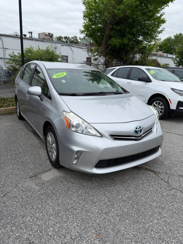 2013 Toyota Prius v