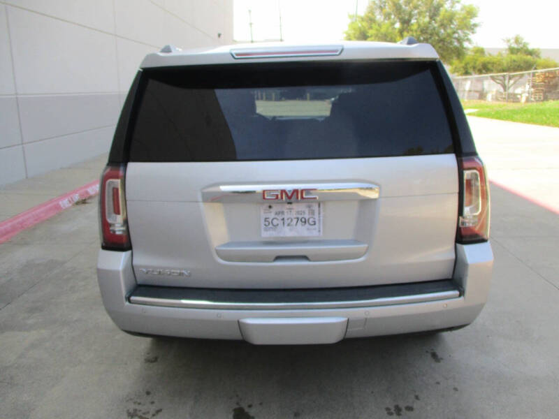 2017 GMC Yukon Denali