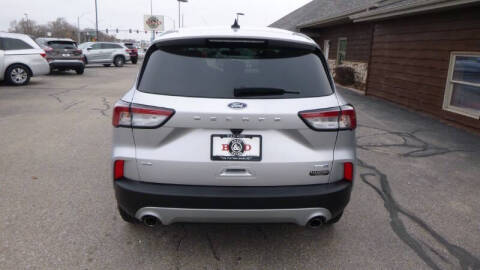 2020 Ford Escape SE