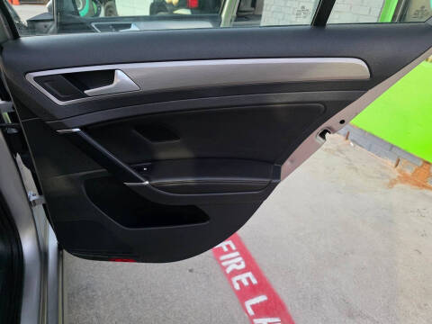 2015 Volkswagen Golf TSI S