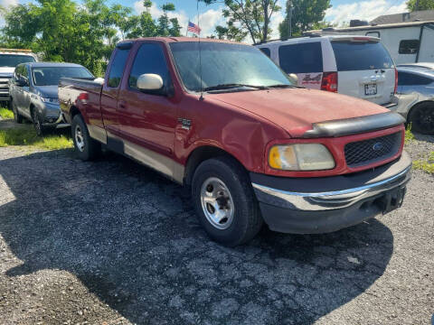 2000 Ford F-150 for sale at CarsRus in Winchester VA