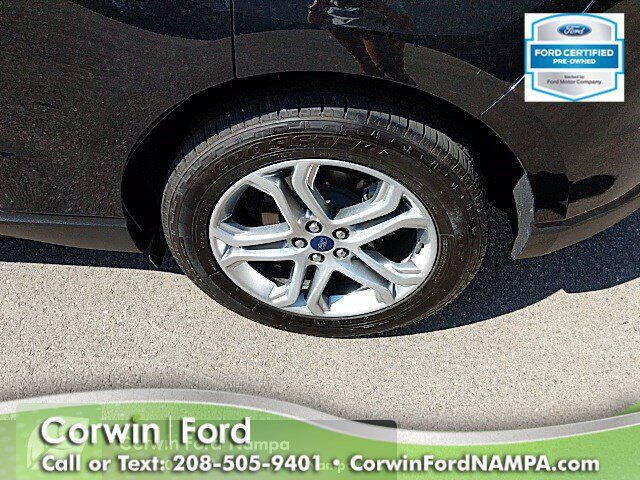 2018 Ford Edge Titanium