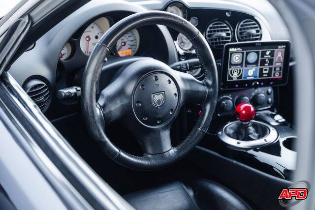 2004 Dodge Viper SRT-10