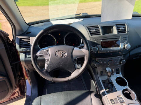 2012 Toyota Highlander SE