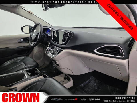 2024 Chrysler Pacifica Touring L