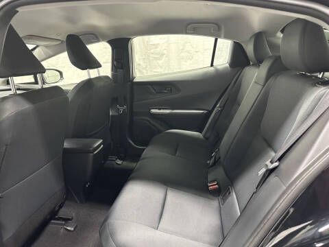 2025 Toyota Prius LE