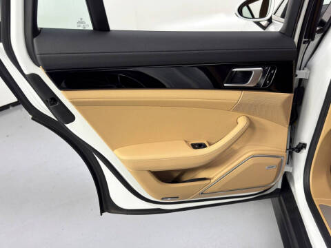 2021 Porsche Panamera 4S E-Hybrid