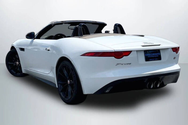 2017 Jaguar F-TYPE