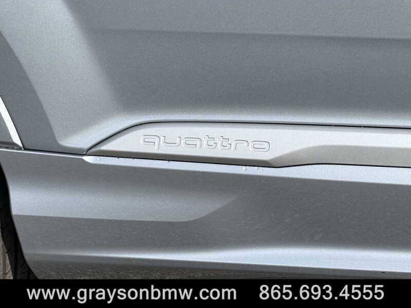 2024 Audi Q7 quattro Premium Plus 45 TFSI