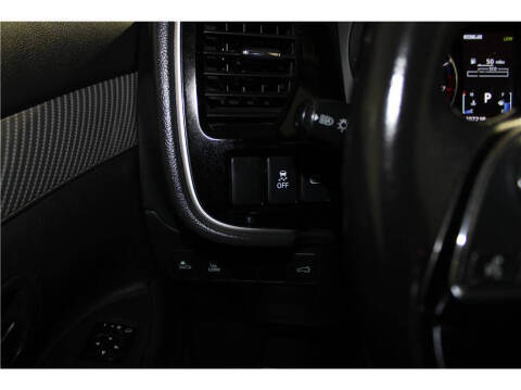 2020 Mitsubishi Outlander