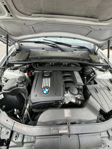 2011 BMW 3 Series 328i