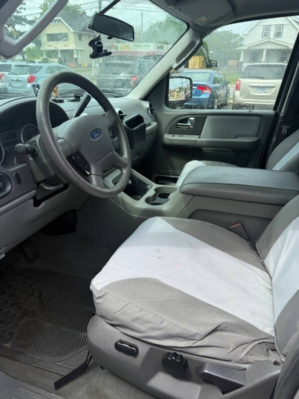 2005 Ford Expedition XLT