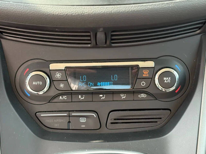 2013 Ford C-MAX Hybrid SE