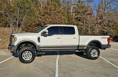 2018 Ford F-250 Super Duty for sale at Diesels & Diamonds in Kaiser MO