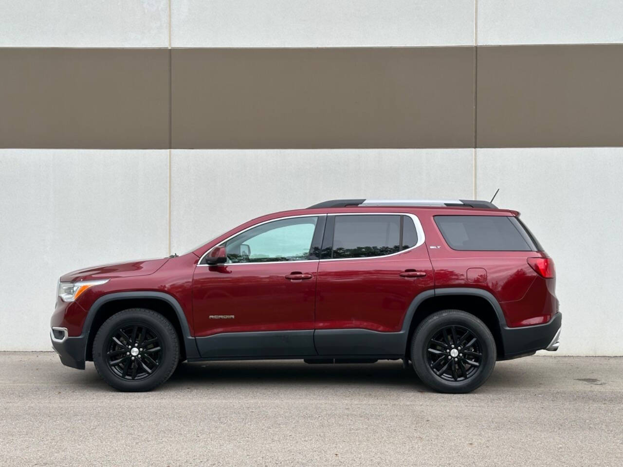 2018 GMC Acadia for sale at Phoenix Motor Co in Romulus, MI