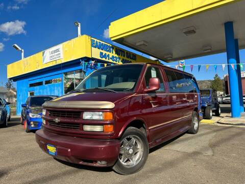 2001 Chevrolet Express for sale at Earnest Auto Sales in Roseburg OR