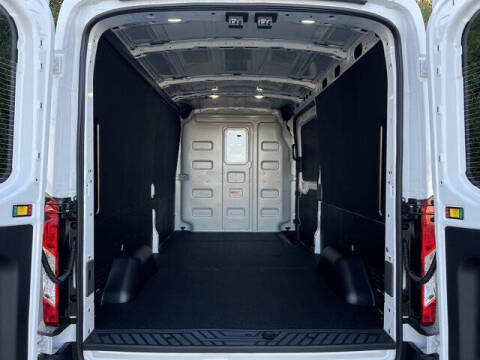 2025 Ford Transit 250