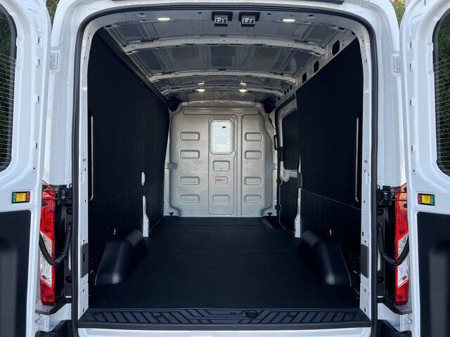 2025 Ford Transit 250