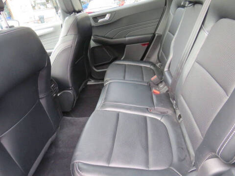 2023 Ford Escape Platinum