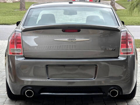 2012 Chrysler 300 SRT8