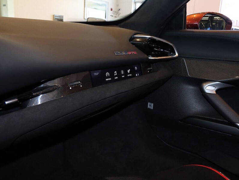 2023 Ferrari 296 GTS