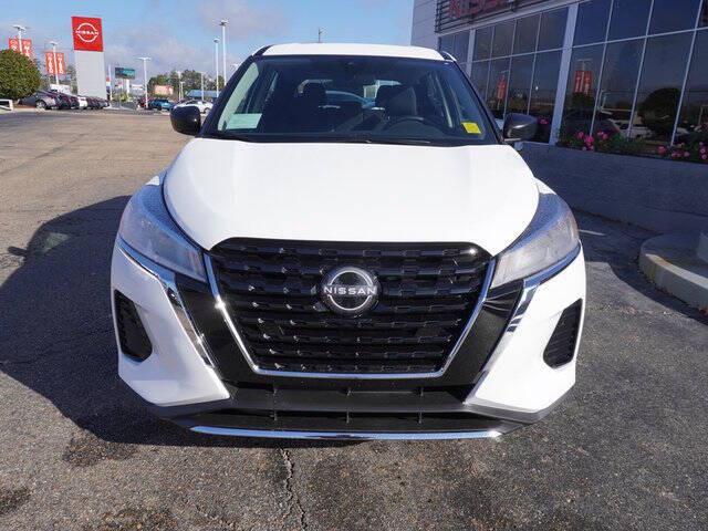 2024 Nissan Kicks S