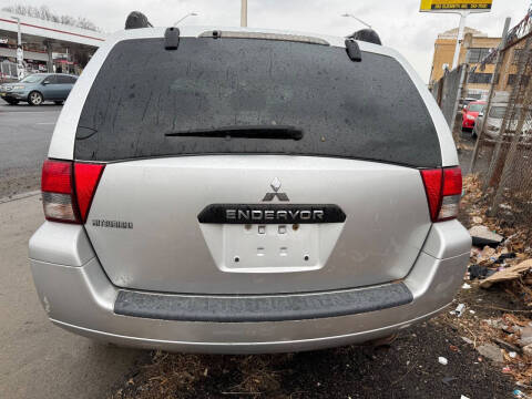 2008 Mitsubishi Endeavor LS