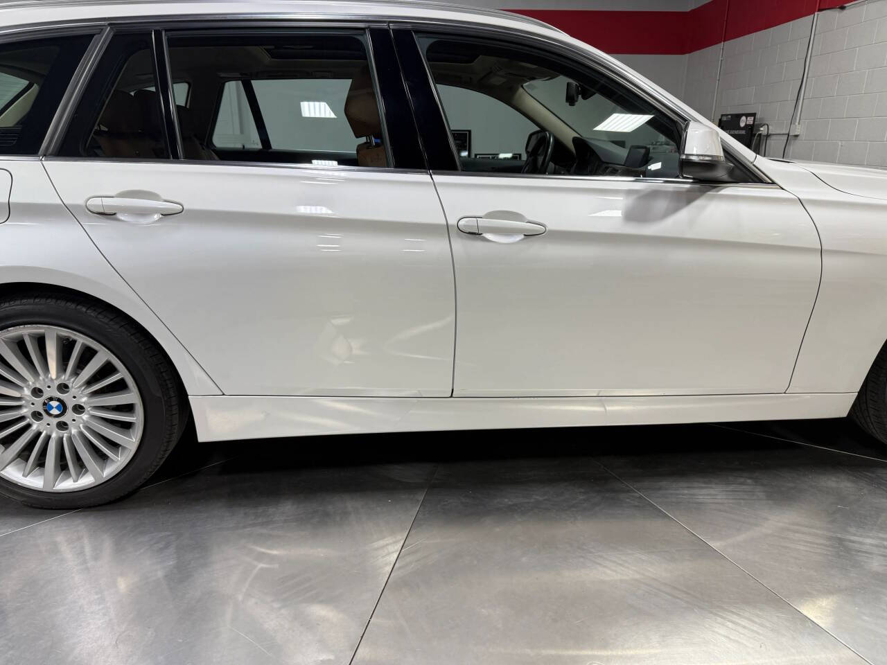 2014 BMW 3 Series 112