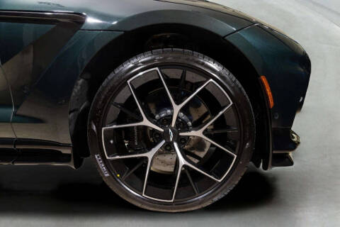 2026 Aston Martin DBX 707