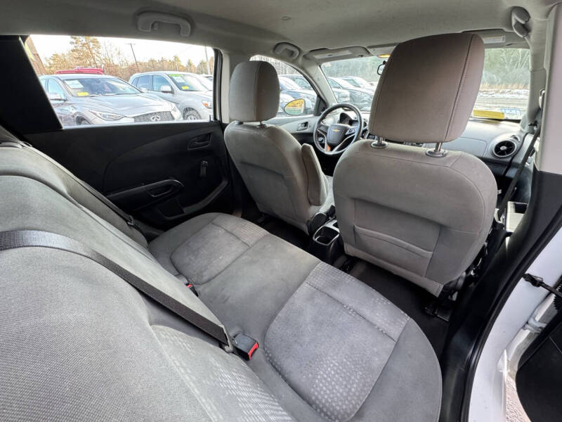 2016 Chevrolet Sonic LS Auto