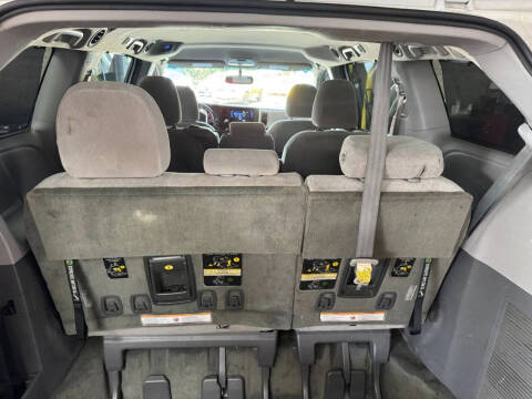 2015 Toyota Sienna