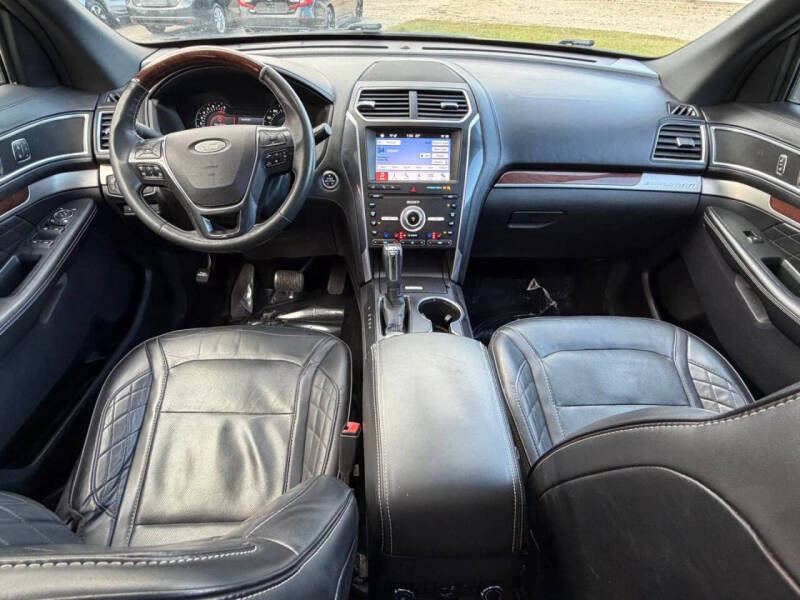 2019 Ford Explorer Platinum