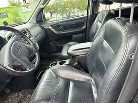 2004 Ford Escape Limited