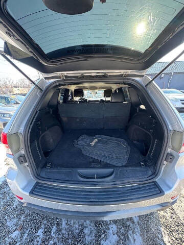 2011 Jeep Grand Cherokee Laredo