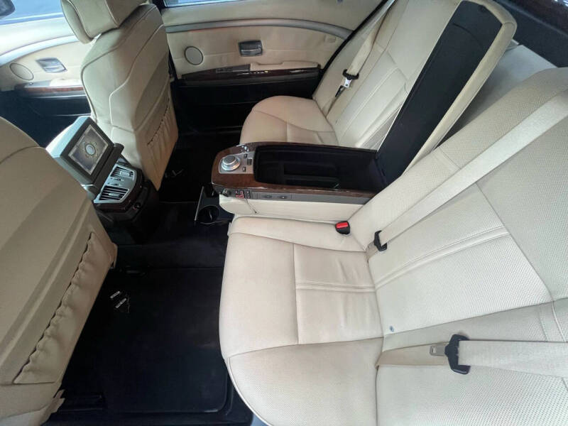 2006 BMW 7 Series 750Li