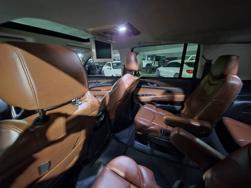 2015 Cadillac Escalade ESV Premium