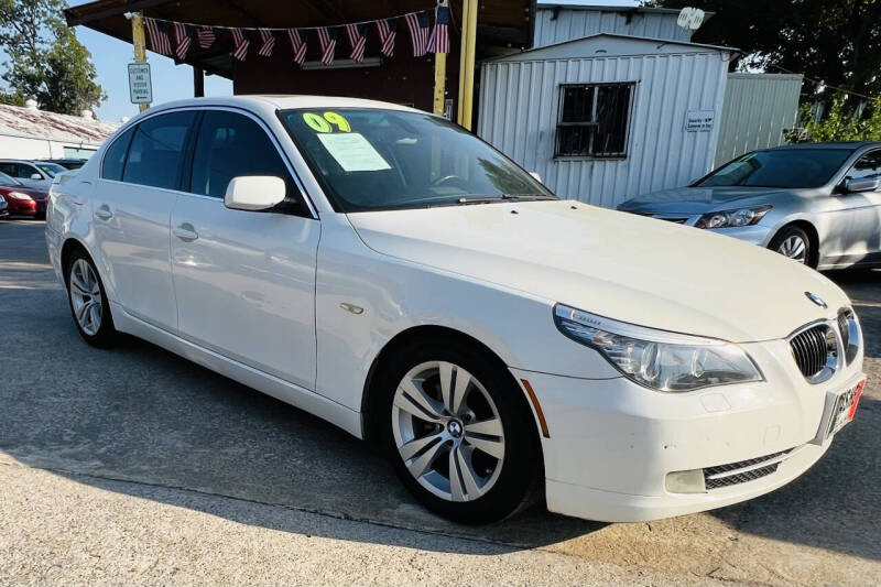 2009 BMW 5 Series 528i