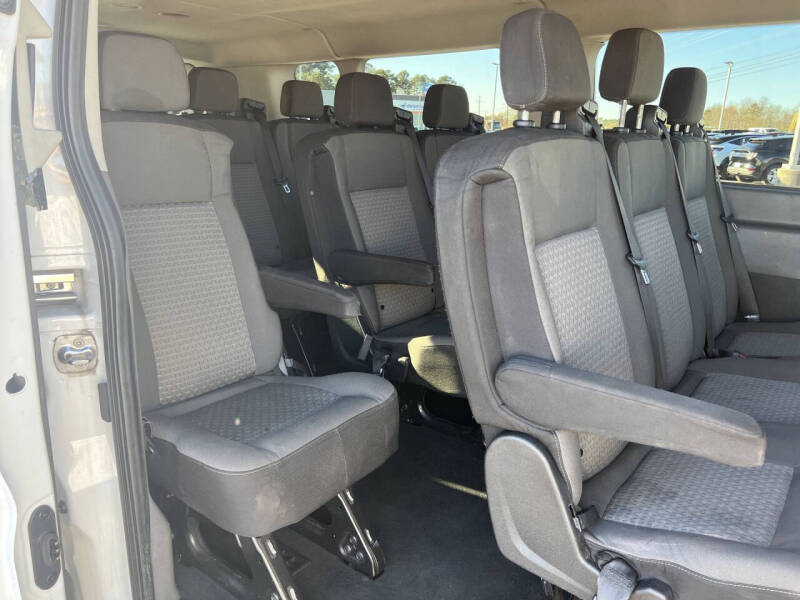 2023 Ford Transit 350 XLT